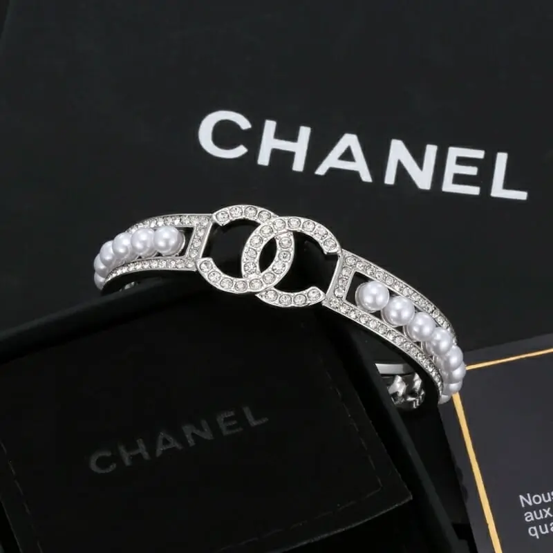 chanel bracelets pour femme s_123470a3